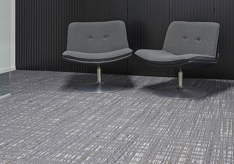 instalación de moqueta en salas de descanso