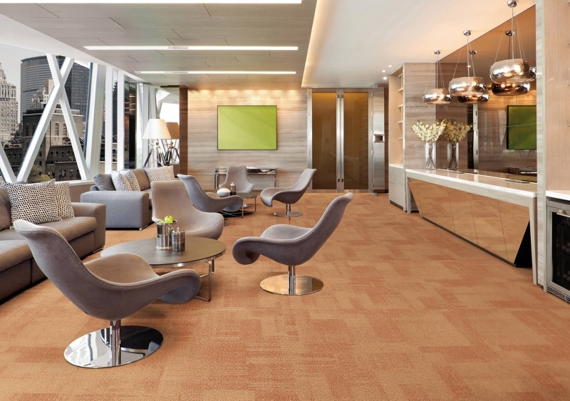 instalación de moqueta en sala de estar